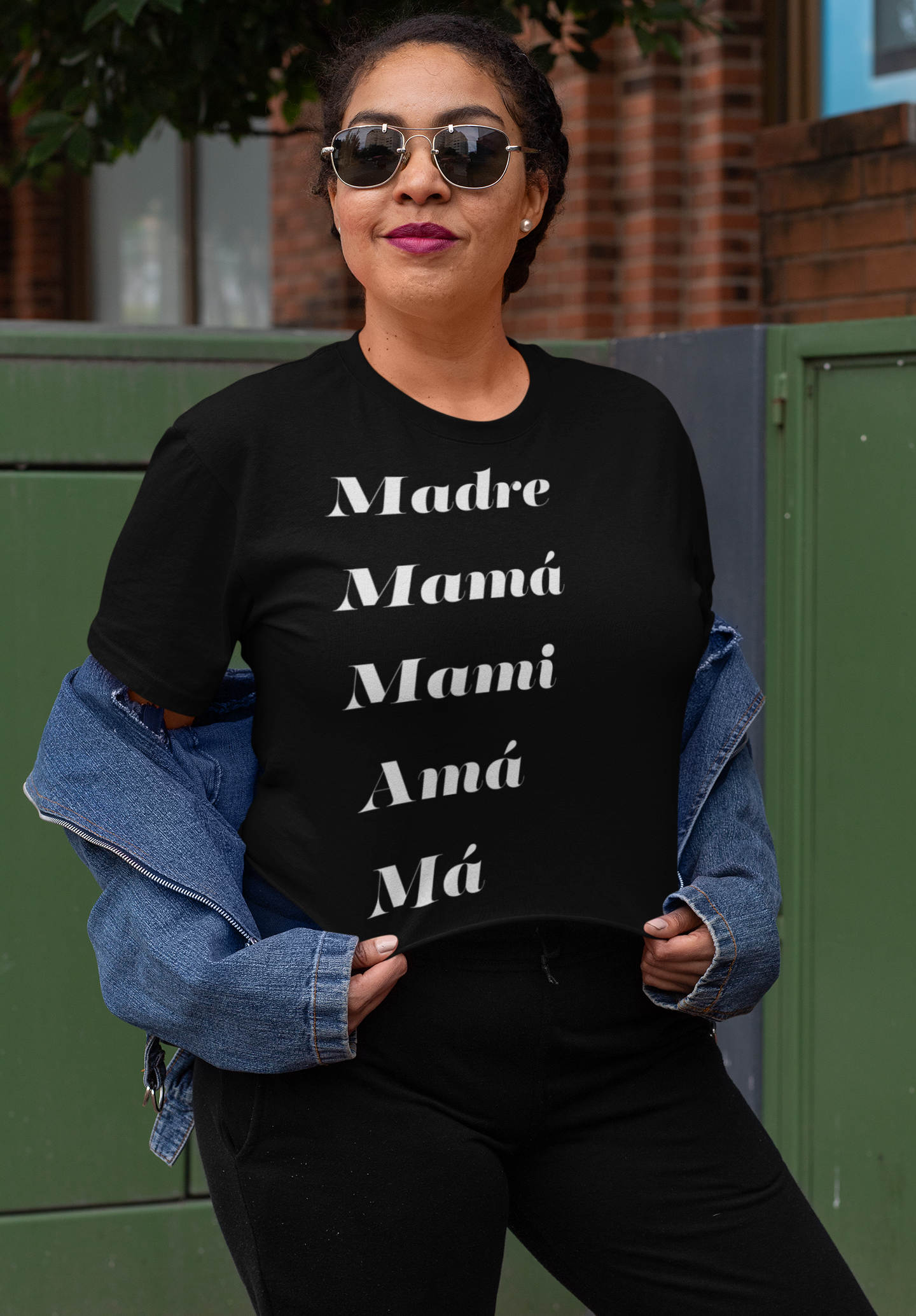 MAMÁ T-shirt - Black
